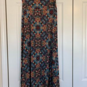 Large LuLaRoe Maxi Skirt